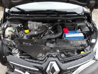 Renault Captur  picture 12