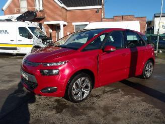 Damaged car Citroën C4-picasso  2014/3