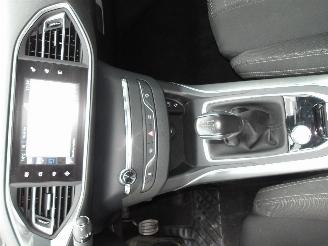Peugeot 308  picture 17