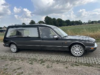 Daimler Sovereign XJ 4.0I X3000 HEARSE / LIJKWAGEN / BEGRAFENISAUTO / UITVAARTAUTO picture 15