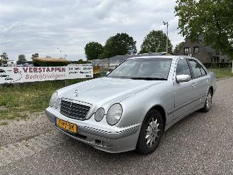  Mercedes E-klasse 200 CDI Elegance Select automaat 2002/1