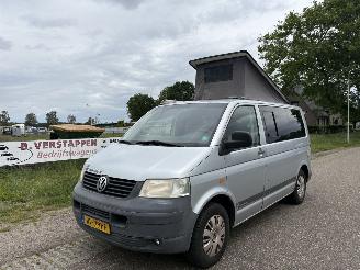 damaged campers Volkswagen  Transporter KOMBI 2,5 TDI kampeerauto 128kw automaat, camper 2005/12