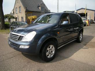 Schade bestelwagen Ssang yong Rexton RX290 VAN 4X4 AUTOMAAT MET OA AIRCO, GRIJS KENTEKEN 2003/1