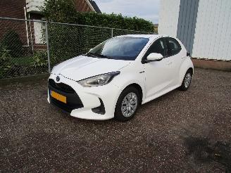 Avarii autoturisme Toyota Yaris 1.5 Hybride Navi Camera 2021/1
