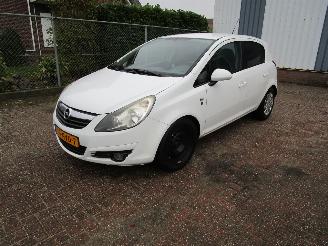 Voiture accidenté Opel Corsa 1.3 CDTI Navi Airco 2010/11
