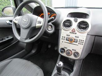 Opel Corsa 1.4 Airc Radio/CD picture 9