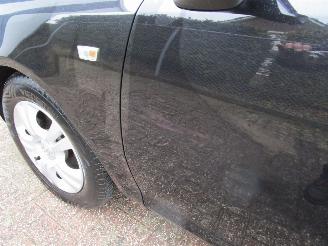 Opel Corsa 1.4 Airc Radio/CD picture 6