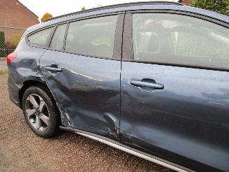 Ford Focus 1.0 Navi Camera Clima 6-Bak picture 7