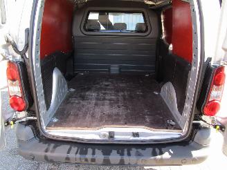 Peugeot Partner 1.6 HDI Airco Schuifdeur picture 13