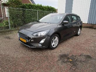 skadebil auto Ford Focus 1.0 Camera Navi Clima 6-Bak 2021/1