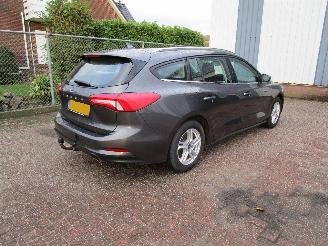 Ford Focus 1.0 Camera Navi Clima 6-Bak picture 4