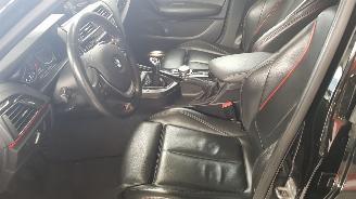 BMW 1-serie 120i picture 16