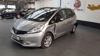 Avarii autoturisme Honda Jazz 1.3 VTEC 16V HYBRID AUT  ELEKTRISCH BENZ 1.339CC 75KW 102PK 2014/3
