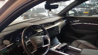 Audi E-tron 50 SUV  AUT ELEKTRISCH  230KW 313PK 4x4 picture 10