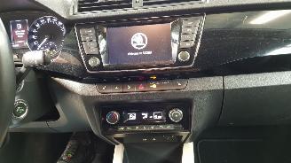 Skoda Fabia 1.2 TSI 16V AUT GREENTECH COMBI 4DRS BENZ 1.197CC 81KW 11OPK picture 13