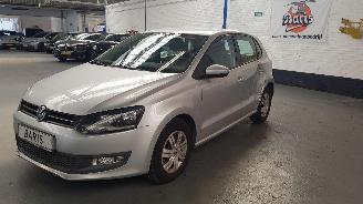Schadeauto Volkswagen Polo 1.4 16V  BENZ 1.390CC 63KW 86PK 2011/7