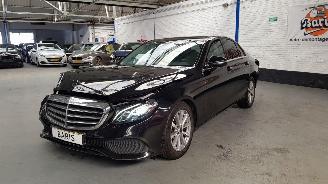 Avarii autoturisme Mercedes E-klasse E-200D 1.6 TURBO 16V AUT SEDAN 4DRS DSL 1.598CC 118KW 160PK 2019/9