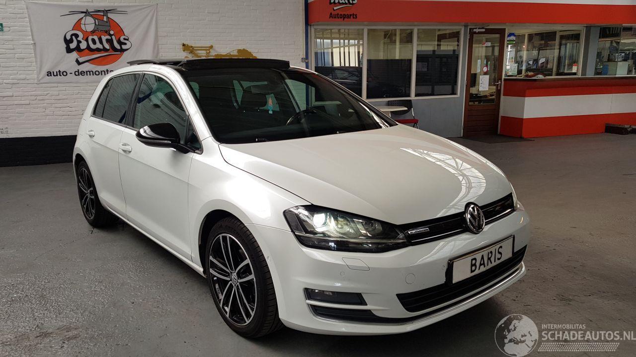 Volkswagen Golf 1.2 TSI BENZ AUT 77 KW 105 PK