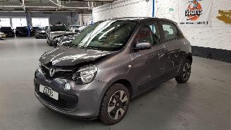 Renault Twingo 1.0 SCE 12V 4DRS BENZ 999CC 52KW 71PK picture 3