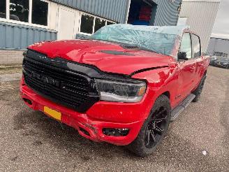 Schade bestelwagen Dodge Ram 1500 AUTOMAAT 5.7 V8 4x4 Crew Cab Limited BJ 2021 10044 KM 2021/10
