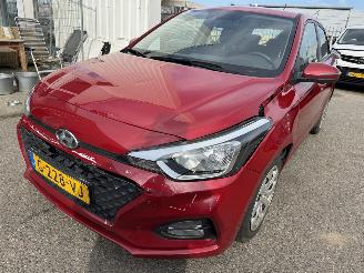 Voiture accidenté Hyundai I-20 1.0 T-GDI COMFORT BJ 2020 77026 KM NAP ! 2020/1