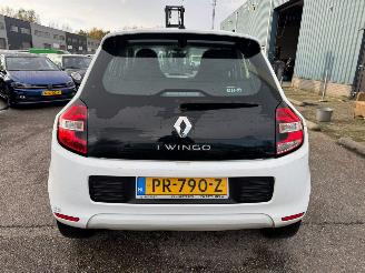 Renault Twingo 1.0 SCe Collection BJ 2017 216.850 KM picture 4