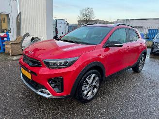krockskadad bil auto Kia Stonic 1.0 T-GDi MHEV GT-PlusLine 2025/3