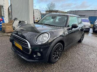 Schadeauto Mini One Mini 1.2 One 2015/4