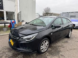 škoda osobní automobily Opel Astra Sports Tourer 1.0 Online Edition BJ 2018 157.168 KM 2018/8