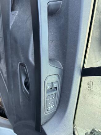 Renault Trafic 2.0 dCi 130 T27 L1H1 Work Edition picture 21