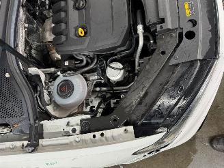 Volkswagen Tiguan 1.5 TSI AUTOMAAT BUSINESS R LINE picture 8