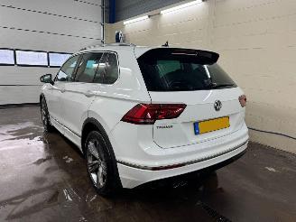 Volkswagen Tiguan 1.5 TSI AUTOMAAT BUSINESS R LINE picture 2