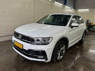 skadebil auto Volkswagen Tiguan 1.5 TSI AUTOMAAT BUSINESS R LINE 2020/7
