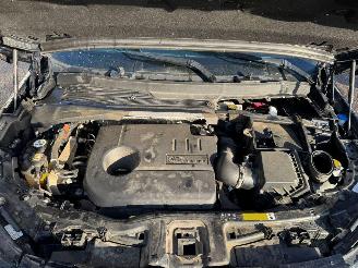 Land Rover Discovery Sport P300e AUTOMAAT 1.5 R-Dynamic SE BJ 2020 125.879 KM picture 15