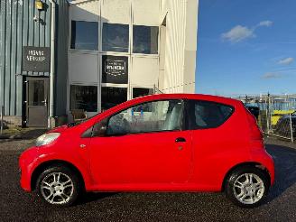 Peugeot 107 1.0-12V XR BJ 2009 239.000 KM picture 2