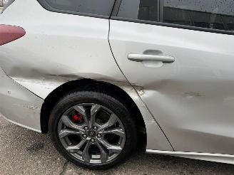 Ford Focus Wagon 1.0 EcoBoost Hybrid ST Line Style picture 7