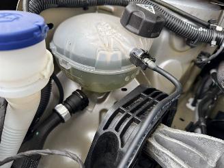 Peugeot 208 1.2 PureTech 75 Style picture 12