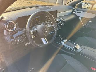 Mercedes A-klasse 180 AUTOMAAT PANO AMG Line picture 12