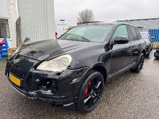 Schadeauto Porsche Cayenne 4.8 AUTOMAAT Turbo 2007/6
