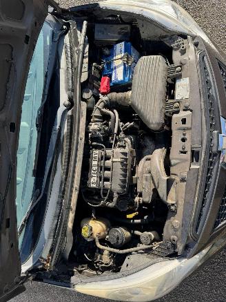 Chevrolet Spark 1.0 16V L picture 7