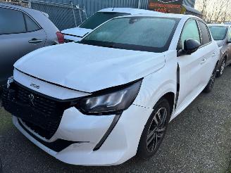 krockskadad bil auto Peugeot 208 1.2 PureTech Allure Pack 2022/9