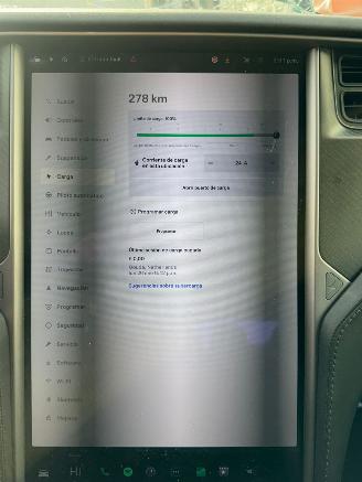Tesla Model S 75D Base picture 16