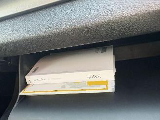 Kia Stonic 1.0 AUTOMAAT T-GDi MHEV DynamicPlusLine picture 13