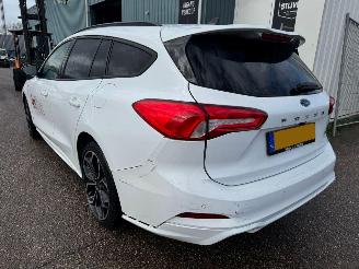 Ford Focus Wagon 1.0 EcoBoost Hybrid ST Line X Business picture 3