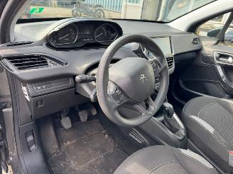 Peugeot 208 1.2 PureTech Blue Lion picture 10