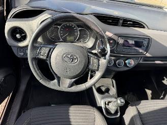Toyota Yaris 1.0 VVT-i Comfort picture 12