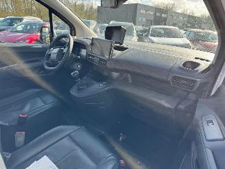 Toyota Proace CITY 1.2 Turbo L1 Challenger picture 18