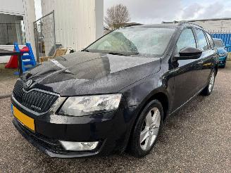 škoda osobní automobily Skoda Octavia Combi 1.6 TDI Greenline Businessline 2012/6