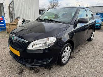 Auto incidentate Skoda Fabia 1.2-12V Go 2011/8