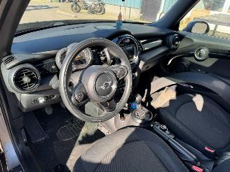 Mini Cooper 1.5 Cooper Business picture 8